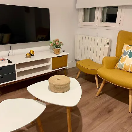 Piso Acogedor En 아파트