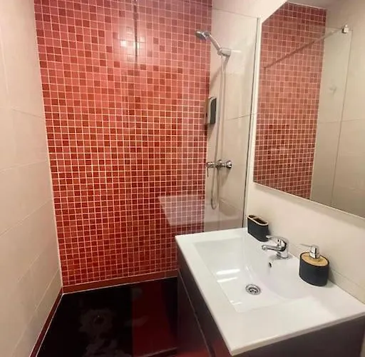 Piso Acogedor En شقة سْييرا نيفادا